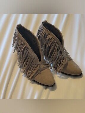 Beast Fashion Women's Size 6 Beige Fringed Suede Ankle Boots - Taupe